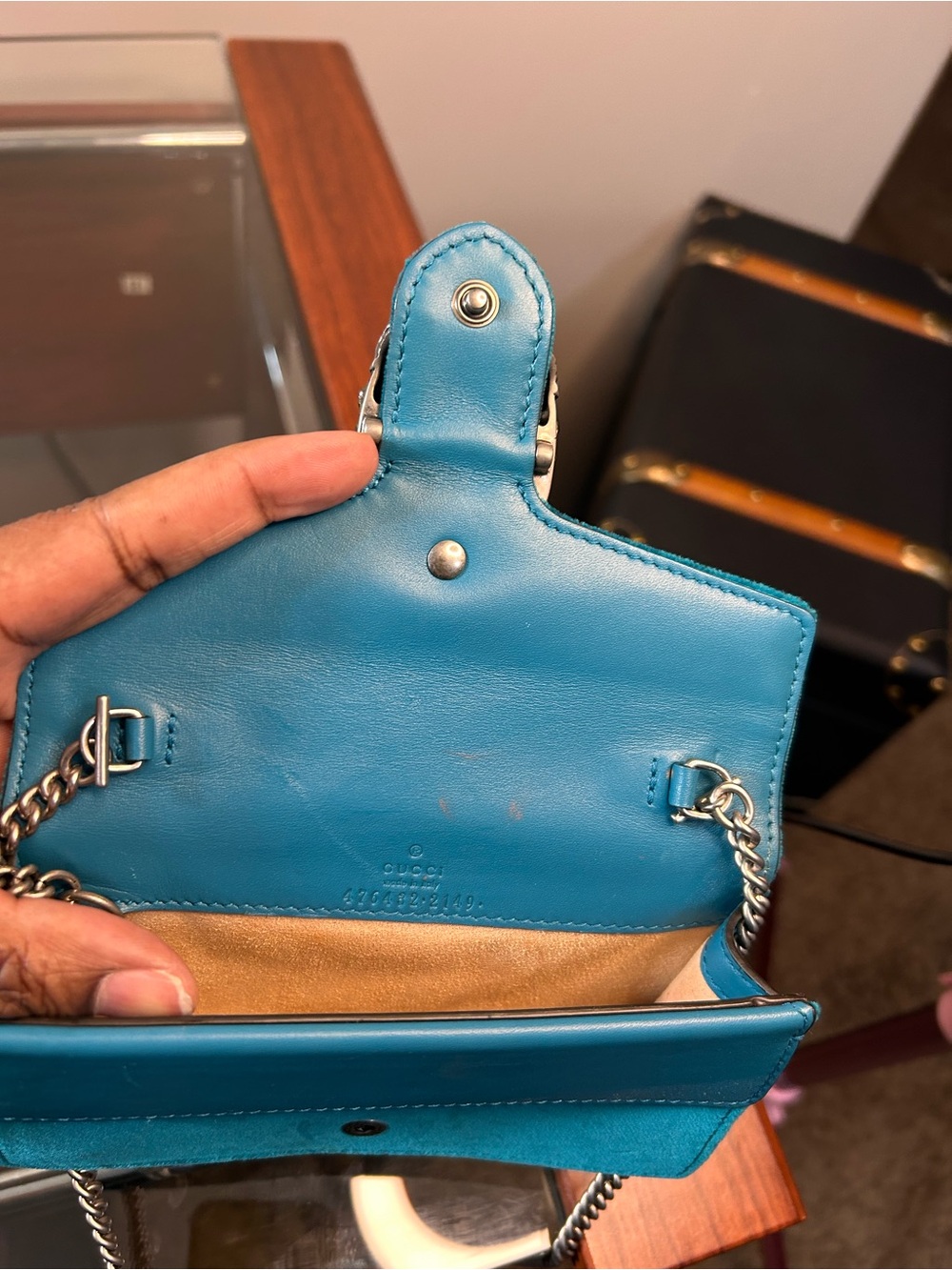 Authentic Gucci Teal Velvet Dionysus Chain Crossbody Bag - Picture 2 of 14
